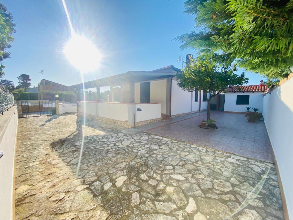 Stella Maris Limoni By Sicilvill Villa Campofelice Di Roccella Buitenkant foto