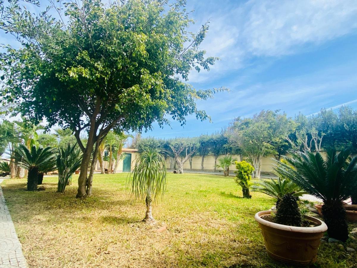 Stella Maris Limoni By Sicilvill Villa Campofelice Di Roccella Buitenkant foto